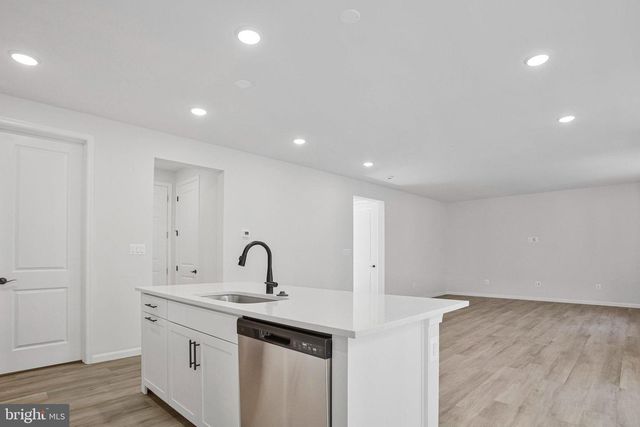 128 CATALPA DR, North East, MD 21901