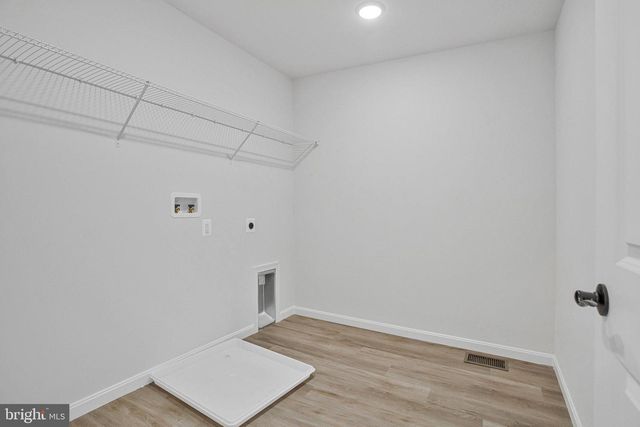 128 CATALPA DR, North East, MD 21901