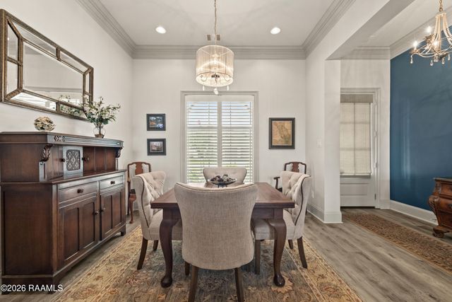 404 Habitat Ridge Drive, Broussard, LA 70518
