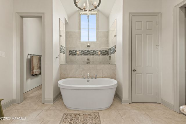 404 Habitat Ridge Drive, Broussard, LA 70518