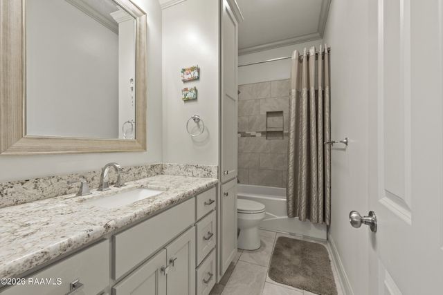 404 Habitat Ridge Drive, Broussard, LA 70518