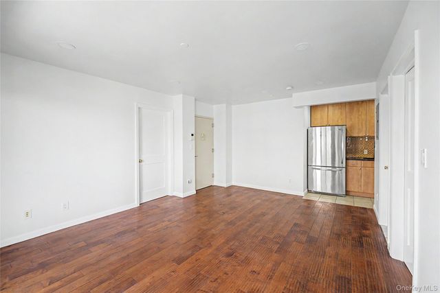 3138 137th Street 7B, Flushing, NY 11354