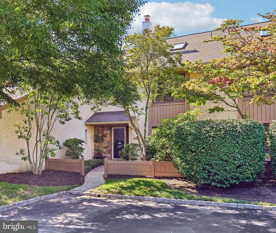 68 HIGHGATE LN, BLUE BELL, PA 19422 — exterior