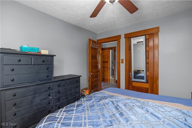 152 Eastern Heights Boulevard, Elyria, OH 44035