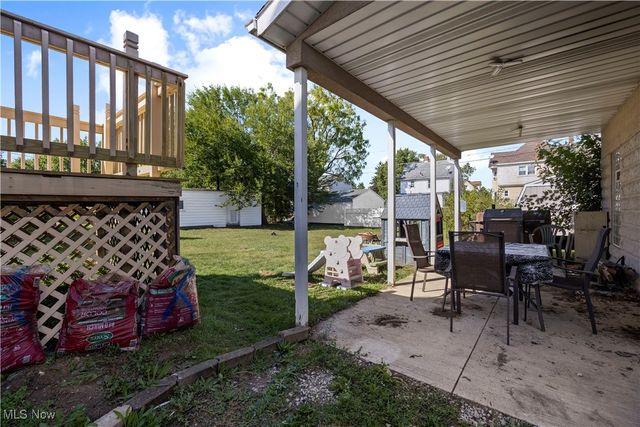 152 Eastern Heights Boulevard, Elyria, OH 44035