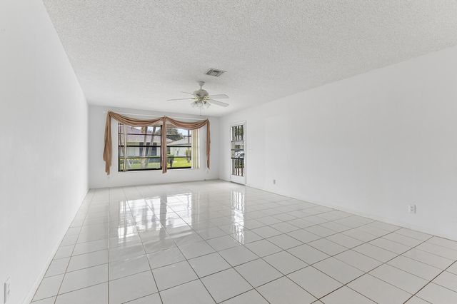 9795 Tabebuia Tree Drive B, Boynton Beach, FL 33436