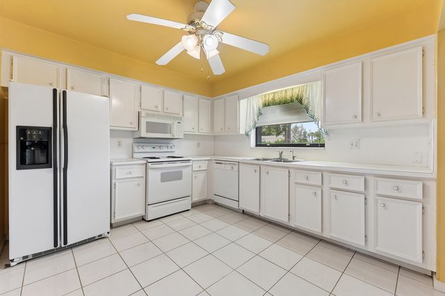 9795 Tabebuia Tree Drive B, Boynton Beach, FL 33436
