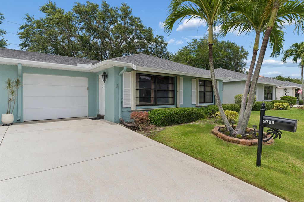 9795 Tabebuia Tree Drive B, Boynton Beach, FL 33436