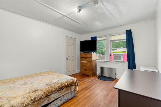 721 River St, Haverhill, MA 01832