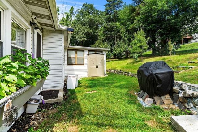 721 River St, Haverhill, MA 01832