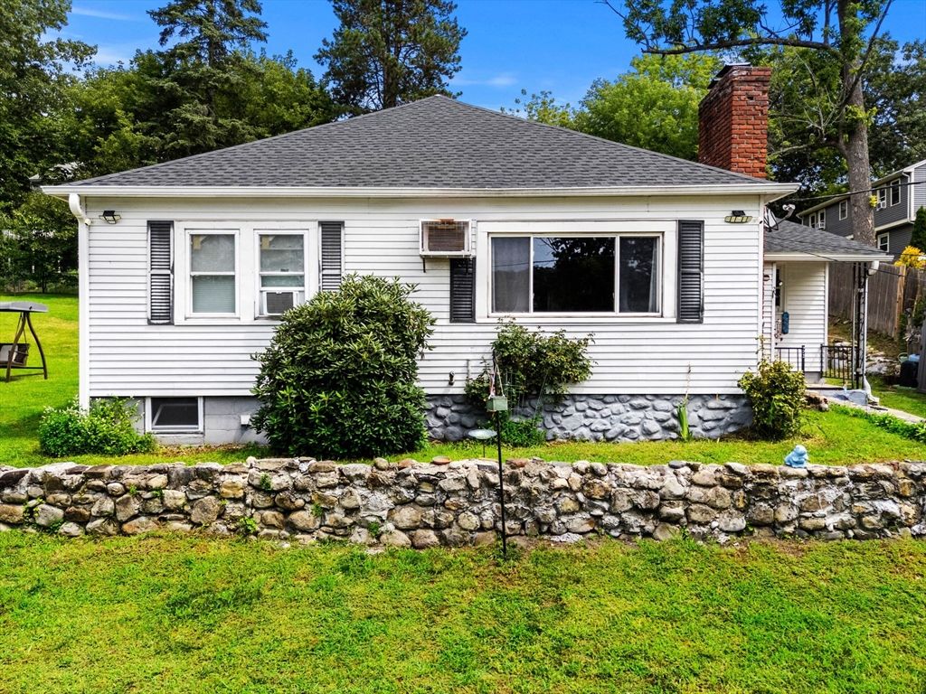 721 River St, Haverhill, MA 01832