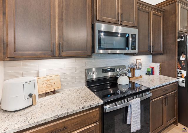 403 Cannon Point Drive, Bonaire, GA 31005