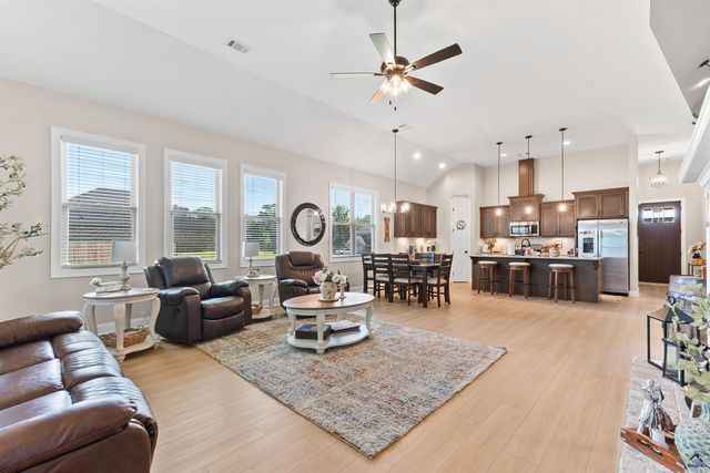 403 Cannon Point Drive, Bonaire, GA 31005