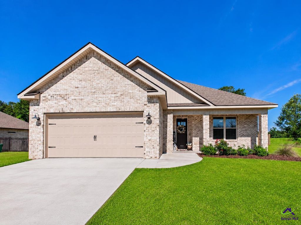 403 Cannon Point Drive, Bonaire, GA 31005