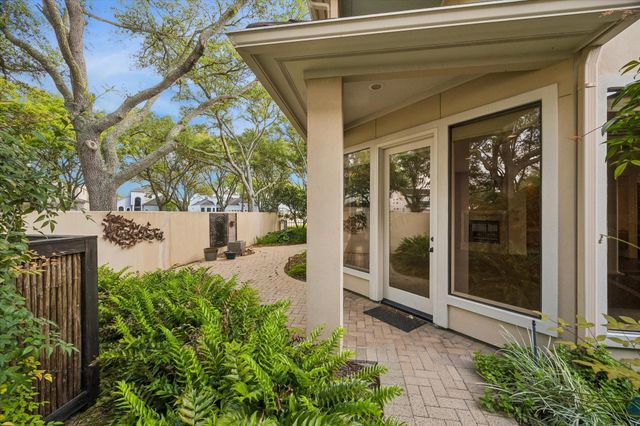 2623 Rose Hill Drive, League City, TX 77573