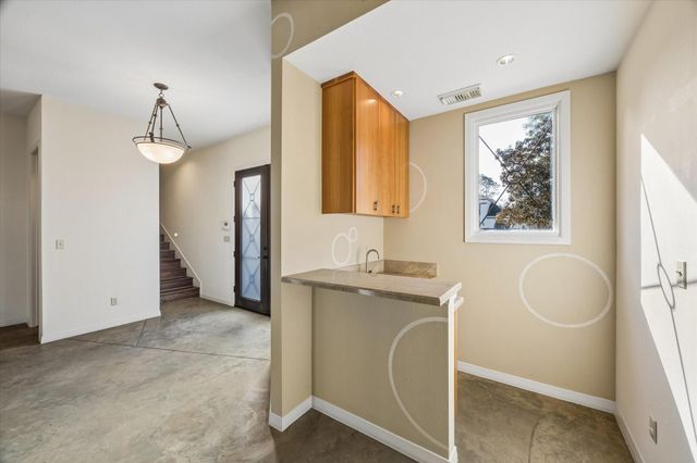 2623 Rose Hill Drive, League City, TX 77573