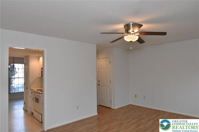 573 Ponds Edge Lane A4, Allentown City, PA 18104