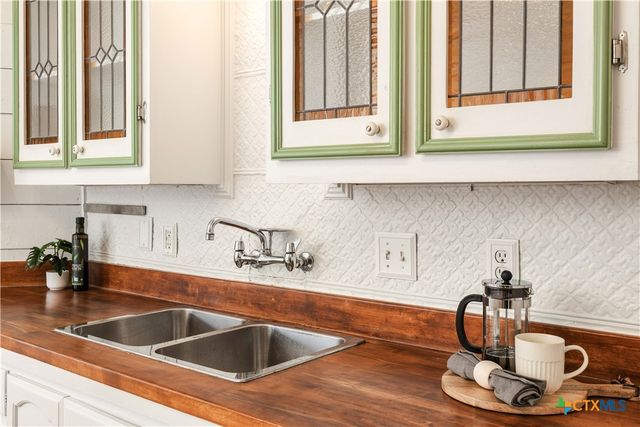 545 Willow Avenue, New Braunfels, TX 78130