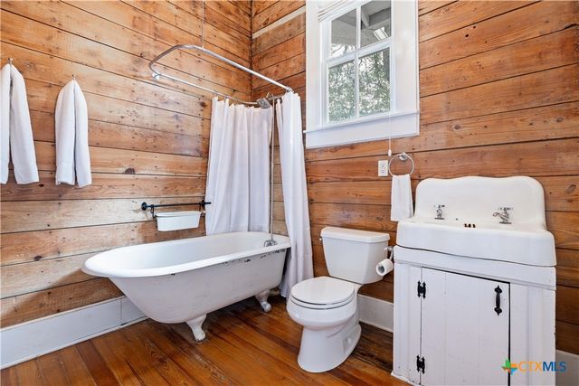 545 Willow Avenue, New Braunfels, TX 78130