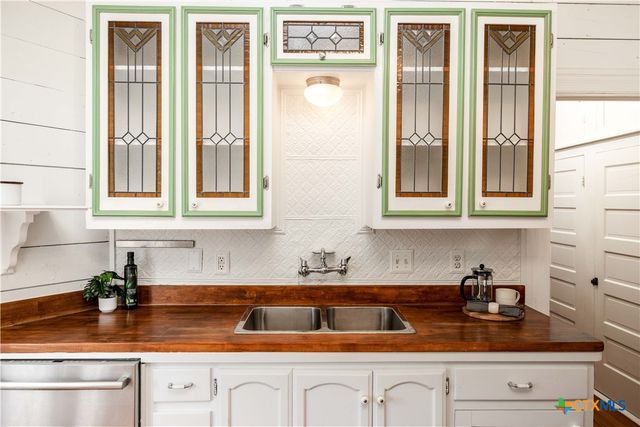 545 Willow Avenue, New Braunfels, TX 78130