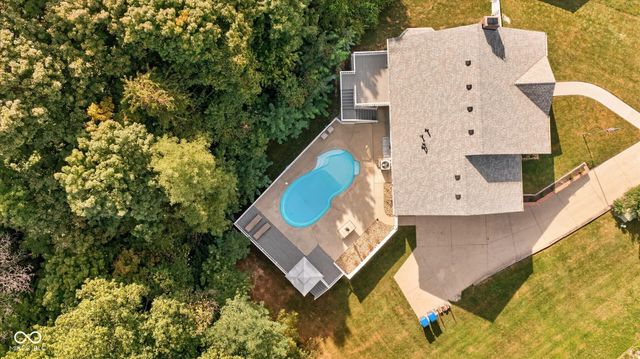5110 N Echo Bend Boulevard, Bloomington, IN 47404