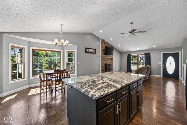 5110 N Echo Bend Boulevard, Bloomington, IN 47404