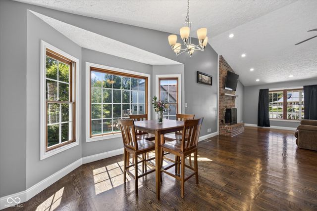 5110 N Echo Bend Boulevard, Bloomington, IN 47404
