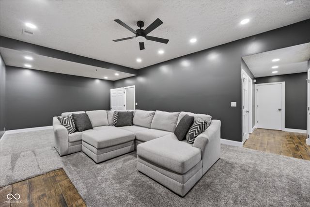 5110 N Echo Bend Boulevard, Bloomington, IN 47404