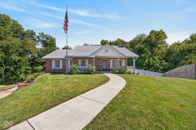 5110 N Echo Bend Boulevard, Bloomington, IN 47404