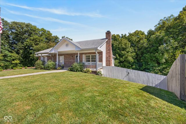 5110 N Echo Bend Boulevard, Bloomington, IN 47404
