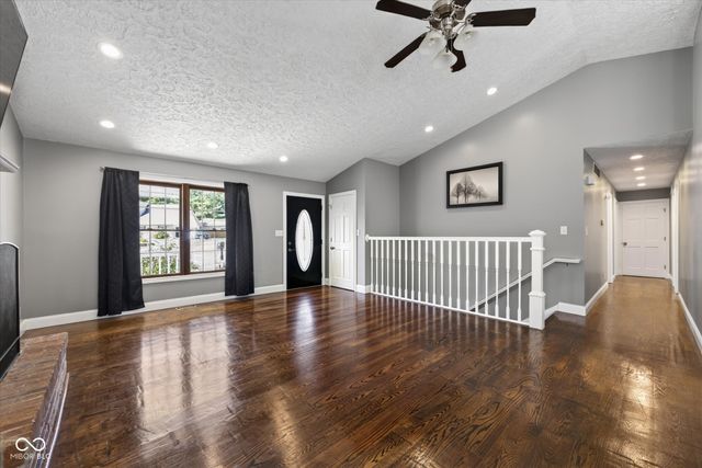 5110 N Echo Bend Boulevard, Bloomington, IN 47404