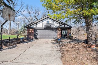 812 Sunset Drive, Shorewood, IL 60404