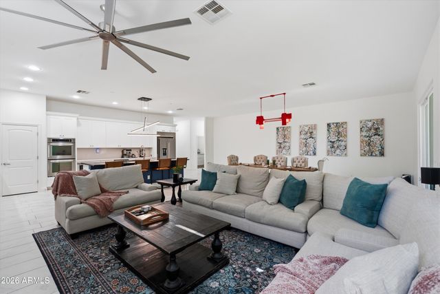 1822 W EL CAMINITO Drive, Phoenix, AZ 85021