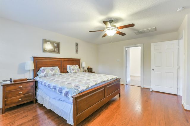 12011 Advance Drive, Houston, TX 77065