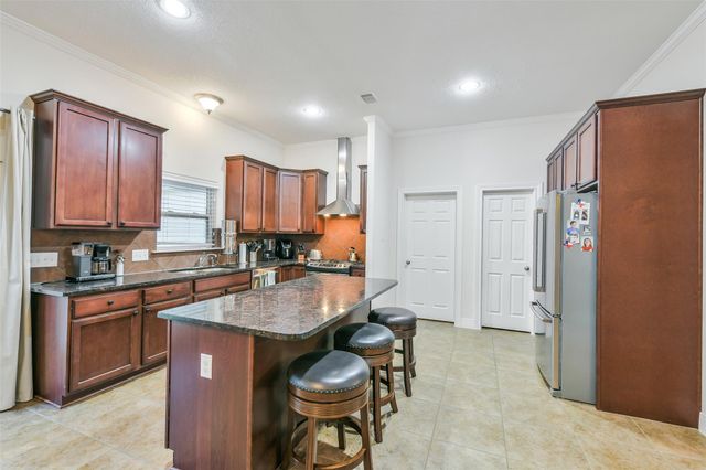 12011 Advance Drive, Houston, TX 77065