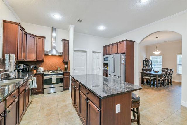 12011 Advance Drive, Houston, TX 77065