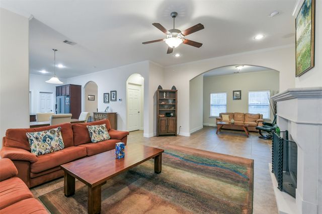 12011 Advance Drive, Houston, TX 77065