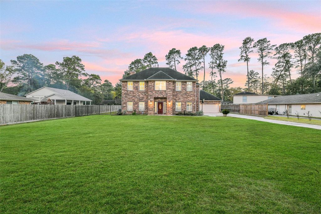 12011 Advance Drive, Houston, TX 77065