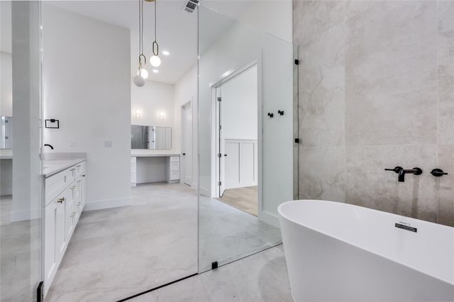 21803 O'Henry Ave, Lago Vista, TX 78645