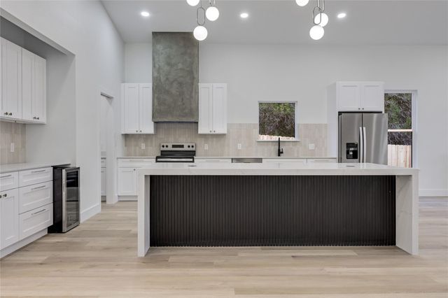 21803 O'Henry Ave, Lago Vista, TX 78645