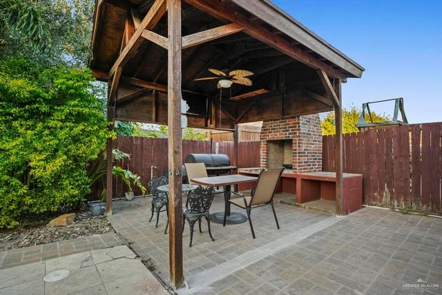 701 E Arapaho Avenue, Pharr, TX 78577