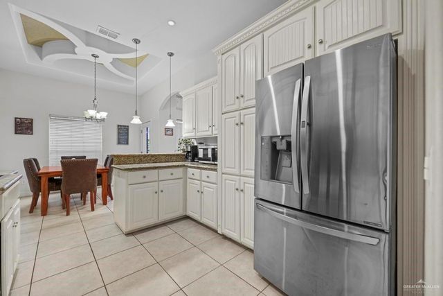 701 E Arapaho Avenue, Pharr, TX 78577