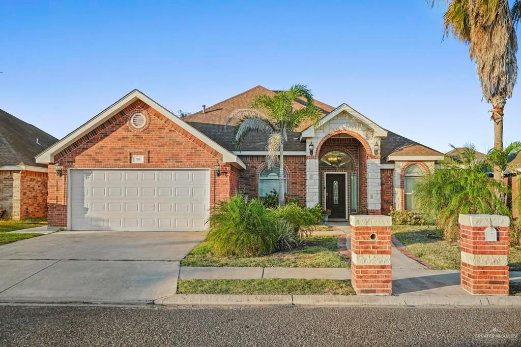 701 E Arapaho Avenue, Pharr, TX 78577
