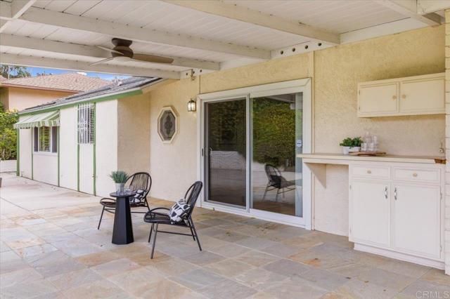 1071 La Reina Drive, San Marcos, CA 92078