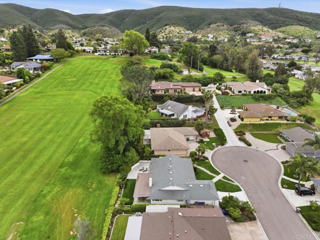 1071 La Reina Drive, San Marcos, CA 92078