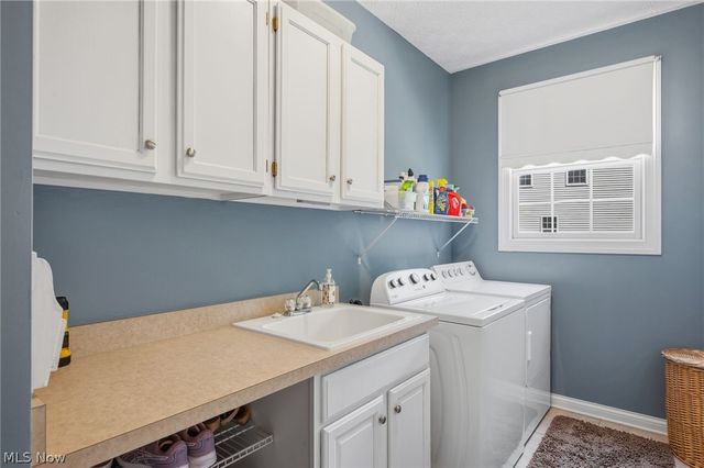 3119 Laura Lane, Westlake, OH 44145