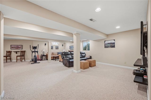 3119 Laura Lane, Westlake, OH 44145