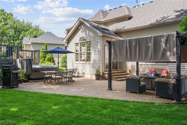 3119 Laura Lane, Westlake, OH 44145