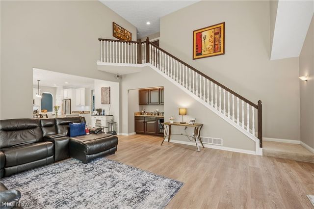3119 Laura Lane, Westlake, OH 44145