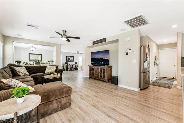 5605 Raven Horse Drive, Las Vegas, NV 89131